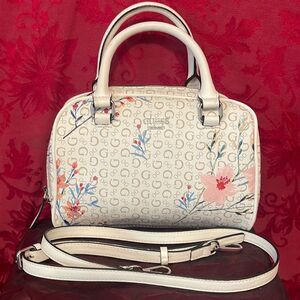 Guess Los Angeles Floral Handbag‎ with Shoulder Strap